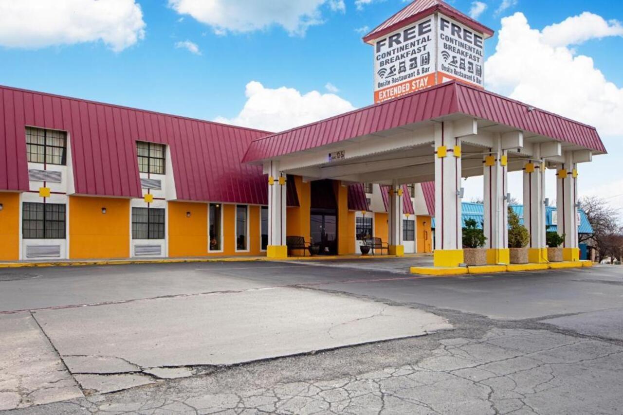 Economy Inn & Suites Denton Luaran gambar